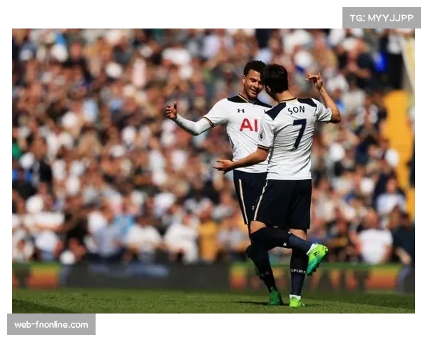 “英超足球进校园”项目扩展至全英一千所小学，提供免费装备与课程